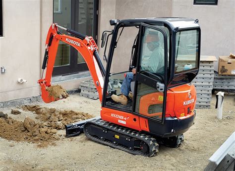 KUBOTA COMPACT EXCAVATOR KX KX018